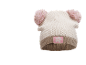 Gebreide kinderpet met twee roze pompons en een roze bloemenembleem.