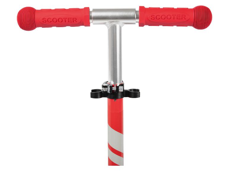 Rode scooter met rubberen handvatten.