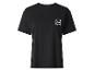Zwart T-shirt met korte mouwen en een holografisch logo op de borst.
