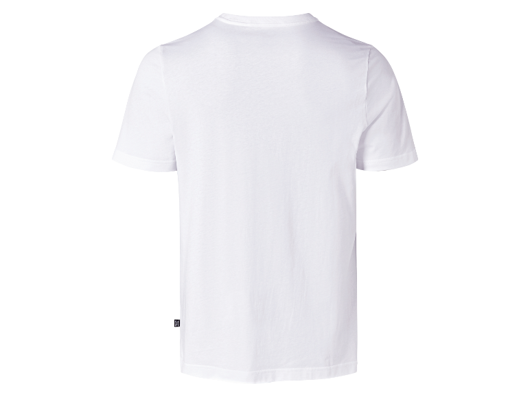 Achterkant van een wit heren t-shirt.