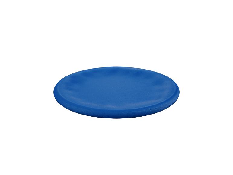 Blauwe frisbee voor werpspel.