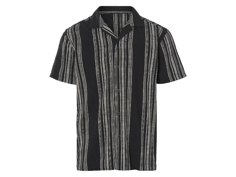 Overhemd met verticale strepen, korte mouwen, casual stijl.