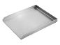 Rechthoekige zilveren bakplaat met opstaande randen.