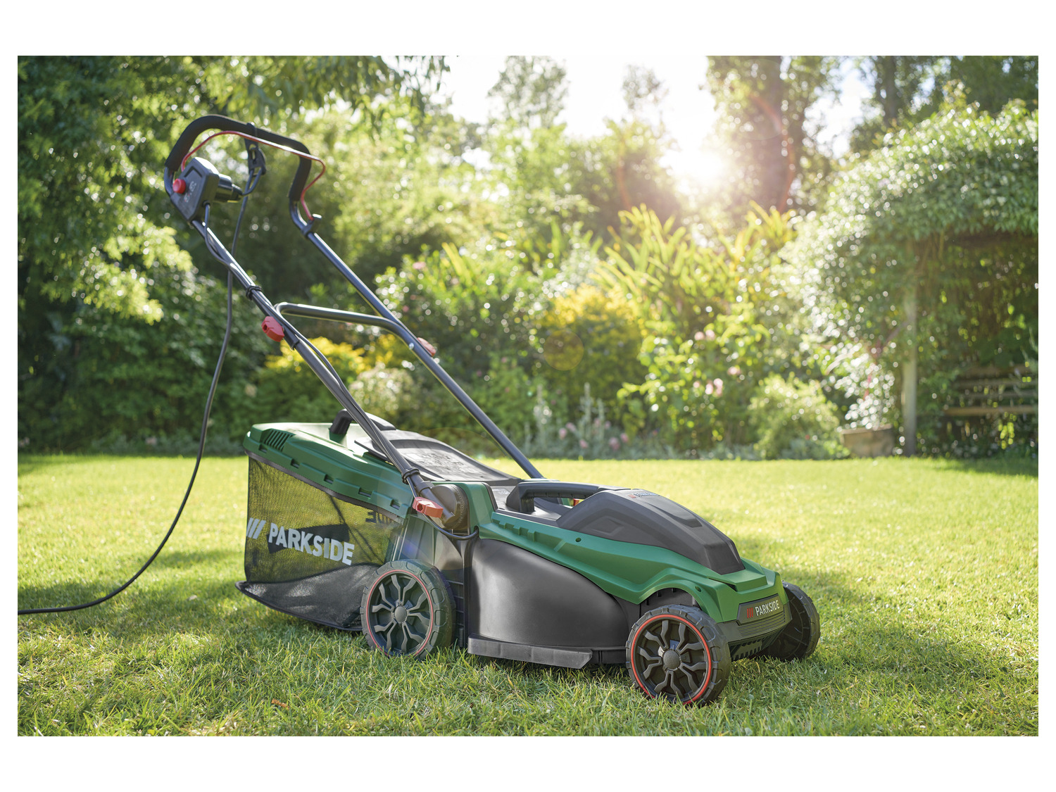 Naar boven Email Irrigatie PARKSIDE® Elektrische grasmaaier 1500 W | LIDL