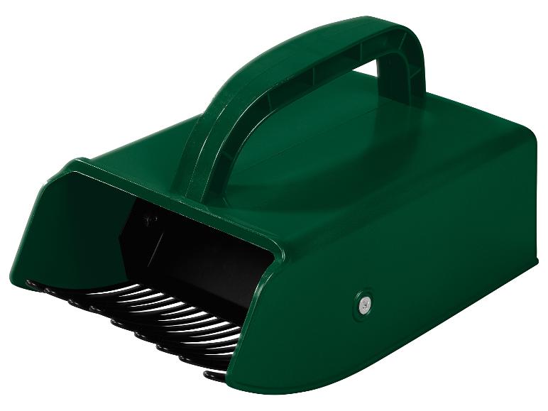 Donkergroene handhark en schep voor het oprapen van bladeren.