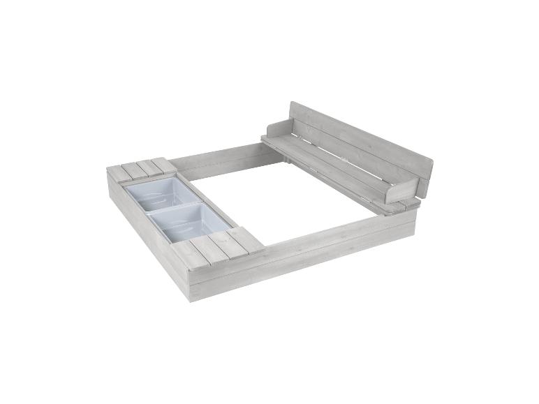 Grijze houten zandbak met geïntegreerde bank en laden.