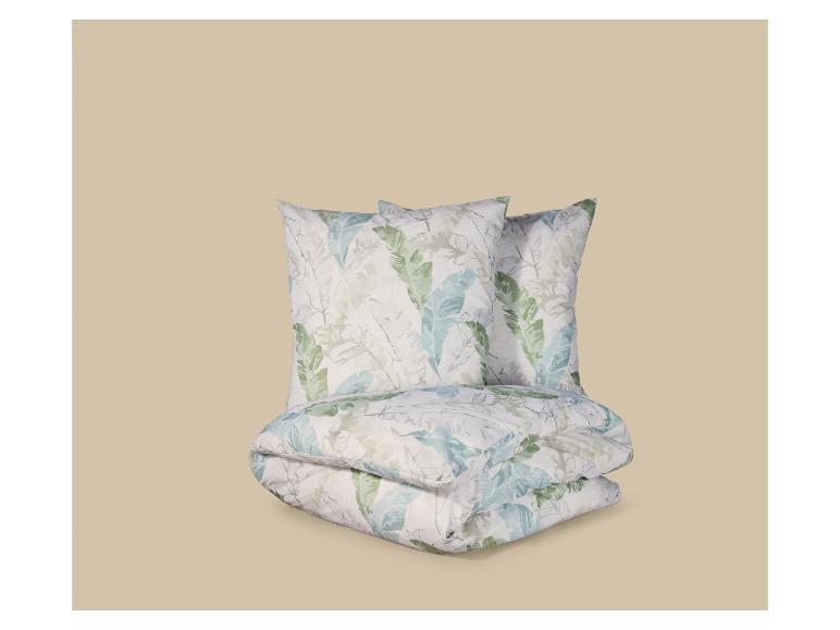 Dekbedovertrekset met bladerenpatroon in groene en blauwe tinten.