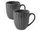 Twee grijze keramische mokken met een geribbeld design.