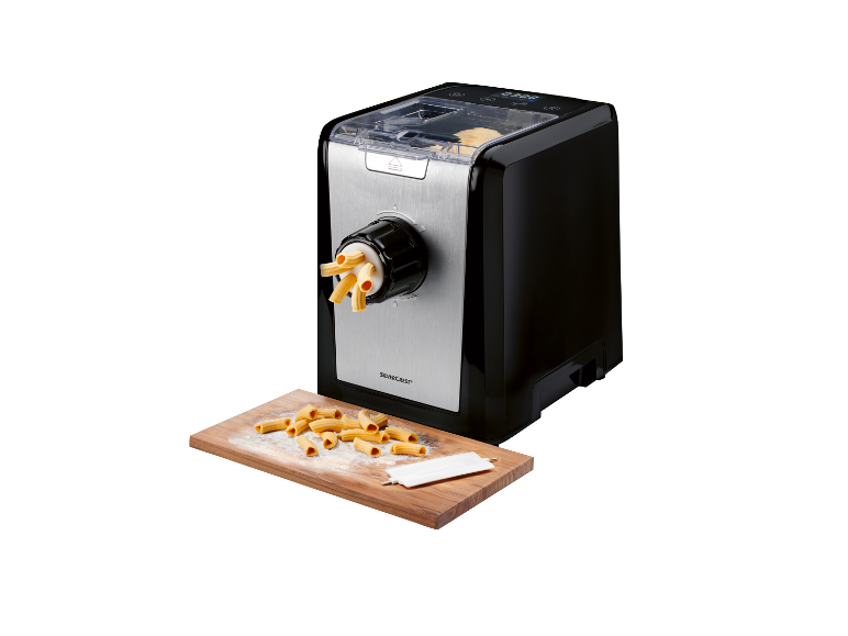 SilverCrest pastamachine met verse pasta.