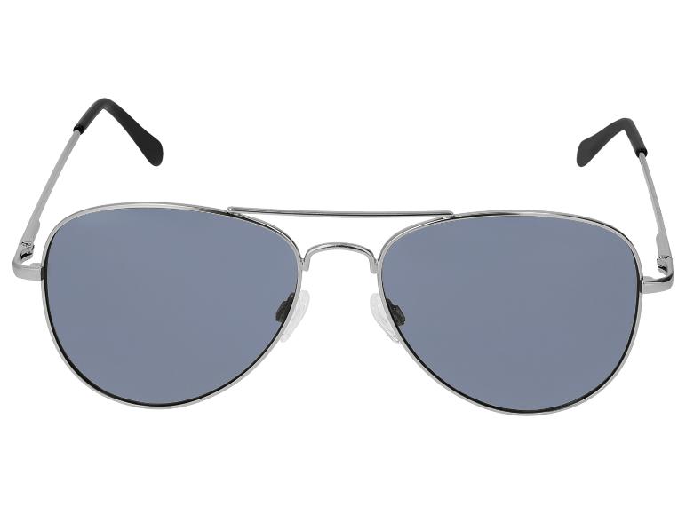 Aviator zonnebril met zilverkleurig montuur en grijze glazen.