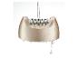Gouden epilator met water dat over de kop en behuizing stroomt.