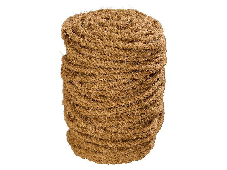 Opgerold jute touw in natuurlijke bruine kleur, ideaal voor tuin of doe-het-zelf projecten.
