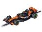 CARRERA Super Formula Wireless McLaren racebaanauto op een baan