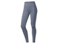 Grijze leggings voor sporten.