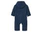 Donkerblauwe wollen baby jumpsuit met capuchon.
