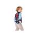 Jongen in blauw baseballjack met spinnenprint en grijze jeans.
