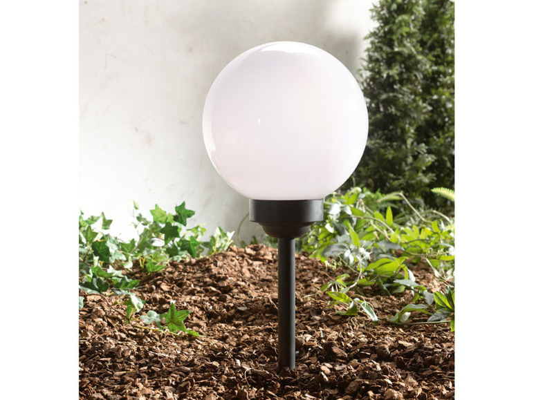 Ga naar volledige schermweergave: LIVARNO home LED solar-lichtbol - afbeelding 5