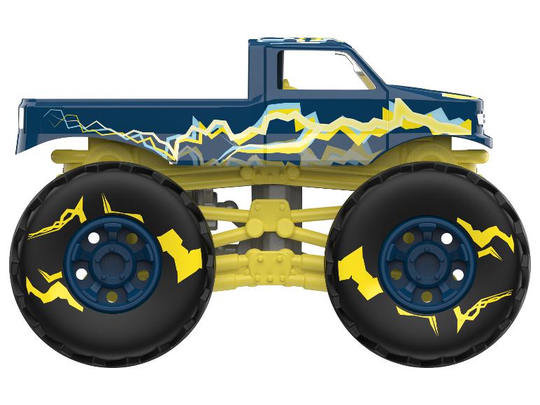 Blauwe monstertruck met gele banden en bliksemschichten