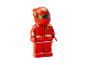 LEGO Ferrari racecoureur minifiguur in rood pak en helm.