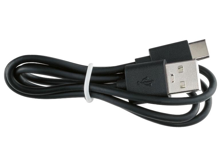 Een zwarte USB-kabel met een USB-C-connector.