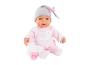 Babypop in roze pyjama met zuigfles en speen