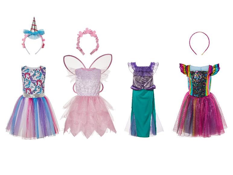 Vier kostuums voor meisjes: eenhoorn, fee, zeemeermin en regenboog.