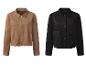Twee korte suède jassen: beige met rits en zwart met knopen.