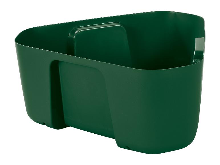 Donkergroene plastic opbergdoos met geïntegreerde verdeler
