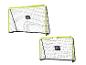 Twee EXIT Toys voetbaldoelen met zwarte netten en limoengroene frames.