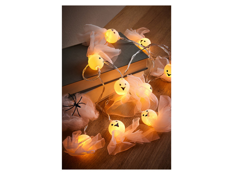 Halloween-lichtjes in de vorm van spoken.