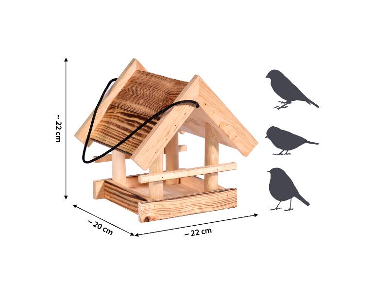Houten vogelhuisje van ongeveer 22 x 20 x 22 cm met drie vogelsilhouetten.