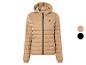 Een beige jack met capuchon van het merk Camel Active.