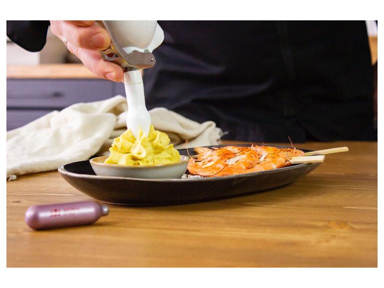 Garnalen en schuim met siphonsysteem: verfijnde bereiding.