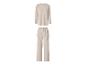ESMARA® Damespyjama: Beige trui met lange mouwen en bijpassende broek.