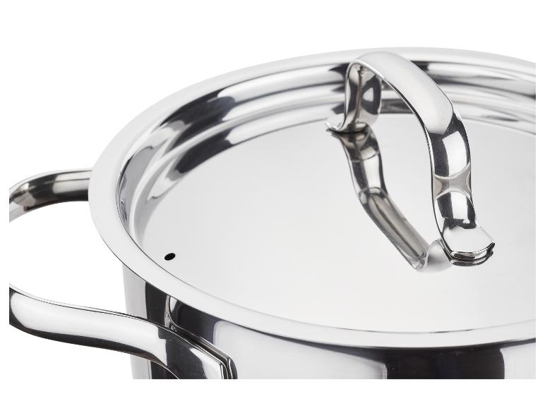 RVS pan met deksel.