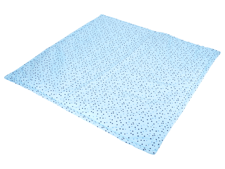 Blauw dekbed met stippen.