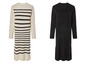 Twee gebreide jurken: een gestreepte en een effen zwarte.