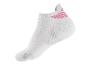 Witte sportsokken met roze details.
