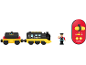 Speelgoedtrein met wagon, machinistfiguur en rode afstandsbediening.