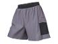 Grijze sportshort met zwarte elastische tailleband en zijzak van mesh.