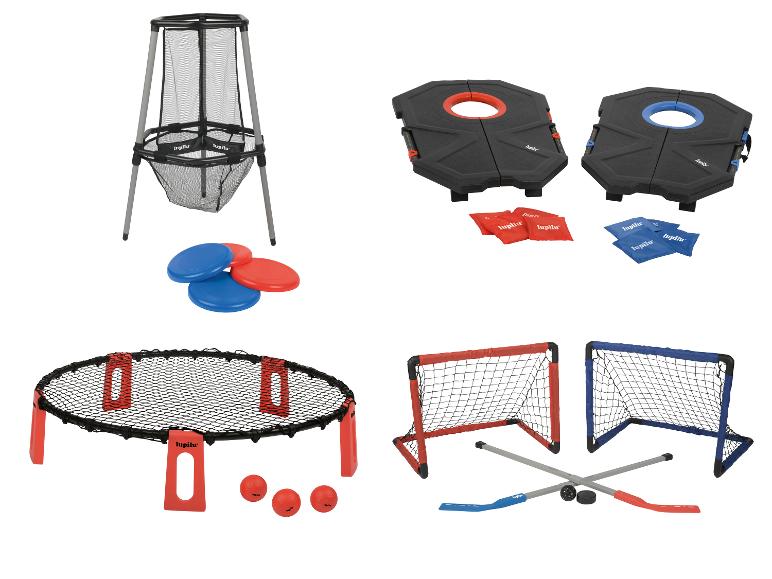 Een collectie buitenspellen waaronder een frisbeegolfdoel, cornhole, spikeball en mini-hockey.