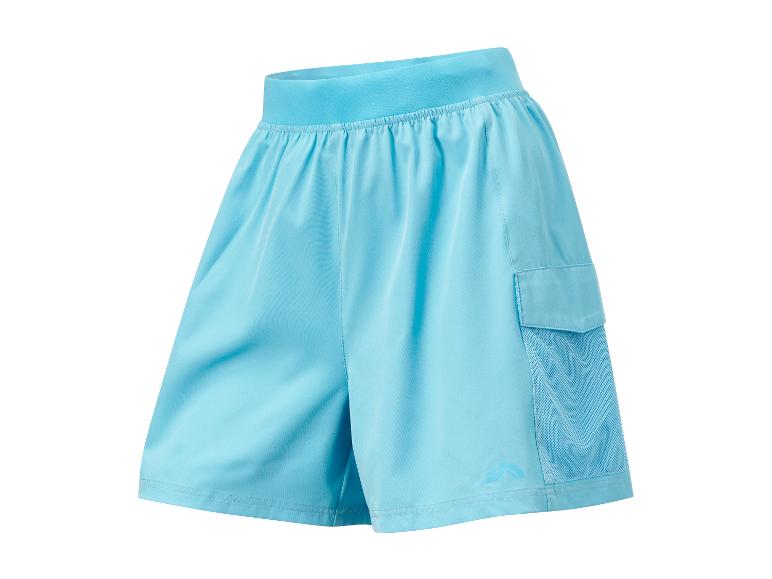 Lichtblauwe sport shorts met zak.