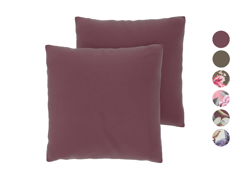 Twee bordeauxrode kussens met kleur- en patroonopties.