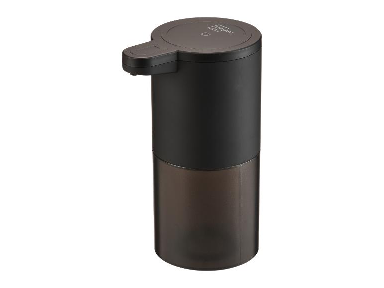 Een zwarte, automatische zeepdispenser van Livarno Lux.