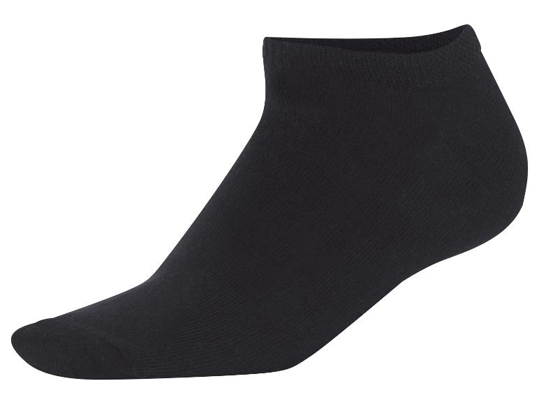 Een zwarte sport sok.