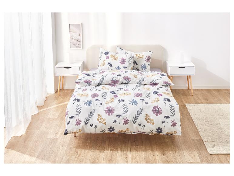 Bloemen beddengoed met aquarel print.