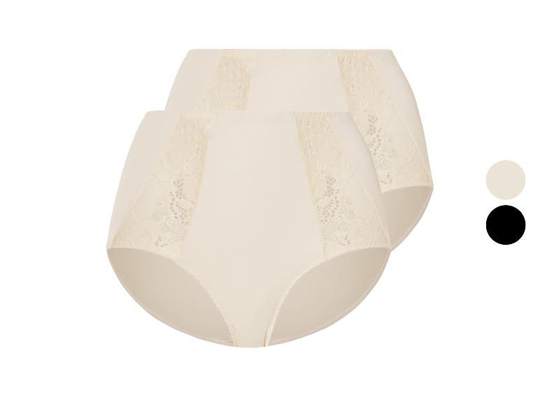 Twee paar beige slips met kant.