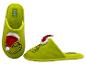 Groene Grinch-pantoffels met kerstmuts