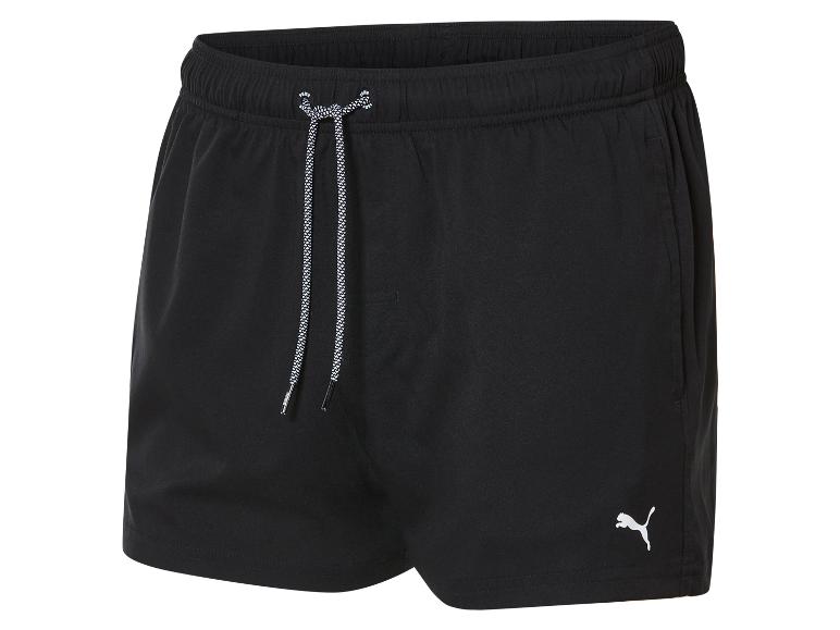 Zwarte Puma sport shorts met trekkoord.