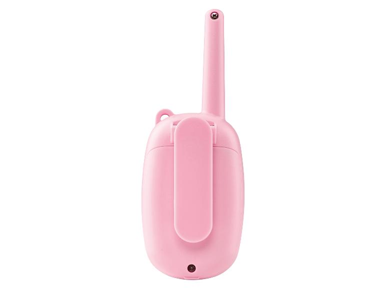 Roze draagbare radio met antenne en riemclip.
